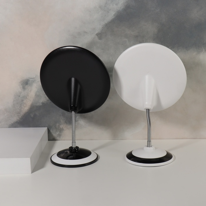 Зеркало на гибкой ножке «Круг», d зеркальной поверхности 16,5 см, цвет МИКС