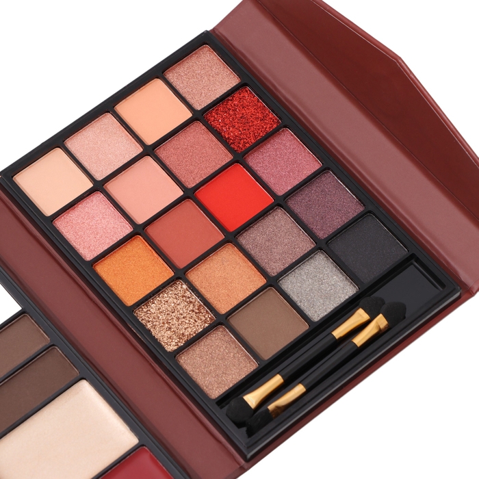 Набор декоративной косметики «Карнавальная ночь» Набор декоративной косметики «Карнавальная ночь»