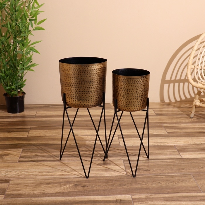 Кашпо на подставке  Кашпо на подставке "Бригс" металл (набор 2 шт), диаметр 24 и 21 см