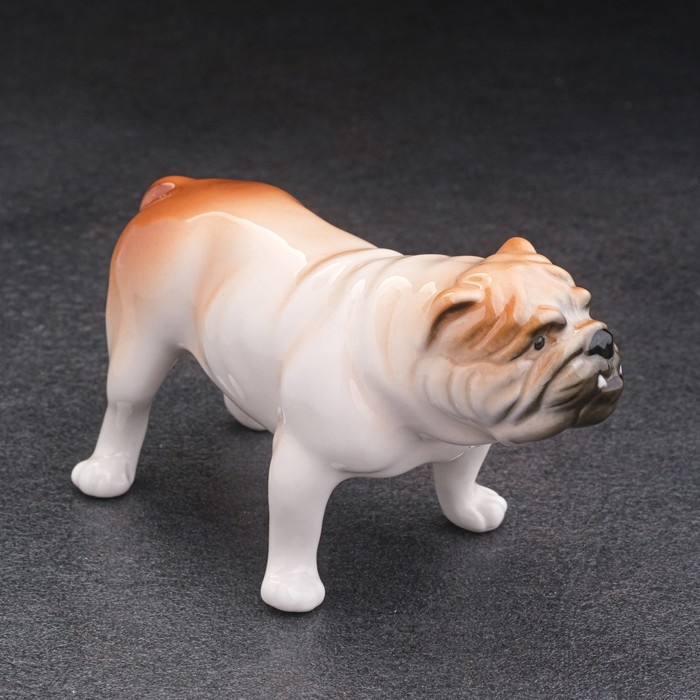 Сувенир Сувенир "Английский бульдог" 5х5х10 см, ручная работа, фарфор