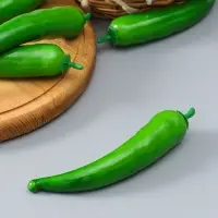 Муляж "Перец острый" 18 см, зелёный