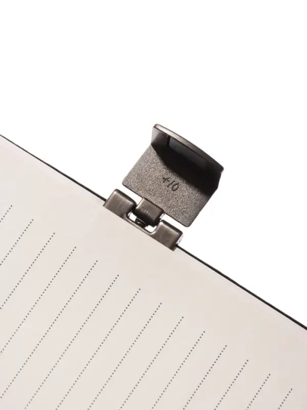 Ежедневник недатированный формат А5, с хлястиком, 80л, линия, пвх, Черный