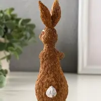 Сувенир полистоун "Кролик с морковью" 4,7х5х15 см Сувенир полистоун "Кролик с морковью" 4,7х5х15 см