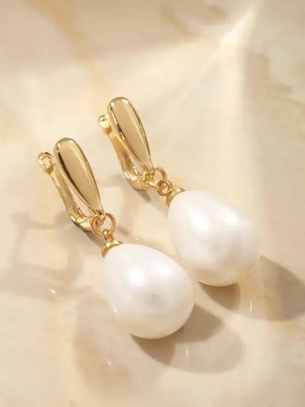 Серьги с жемчугом &laquo;Грейс&raquo;, пухлая капля, белые в золоте