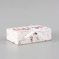 Коробка подарочная новогодняя складная &laquo;Новый год&raquo;, 16.5&times;12&times;5 см, с лентой