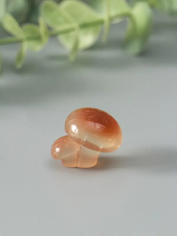 Набор фигурок из эпоксидной смолы флуоресцентные &laquo;Грибочки&raquo;, 9 шт., 1&times;2.4 см