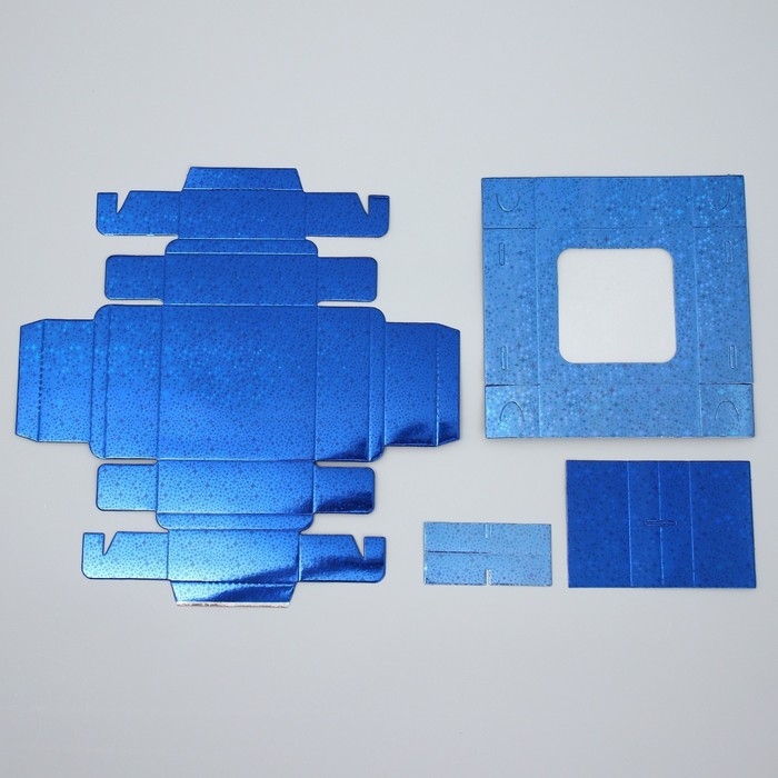 Коробка для конфет, кондитерская упаковка, 4 ячейки, «Синие звёздочки», 10.5 х 10.5 х 3.5 см Коробка для конфет, кондитерская упаковка, 4 ячейки, «Синие звёздочки», 10.5 х 10.5 х 3.5 см