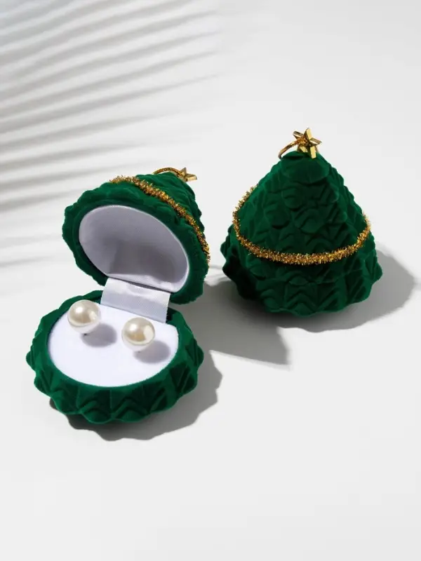 Футляр под серьги, кольцо &laquo;Новогодняя ёлочка&raquo;, бархатный, 5.9&times;6.2&times;6.2 см, зелёный, золотой