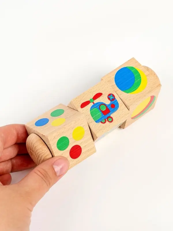 Кубики деревянные «Цвет», на оси, 3 кубика Кубики деревянные «Цвет», на оси, 3 кубика