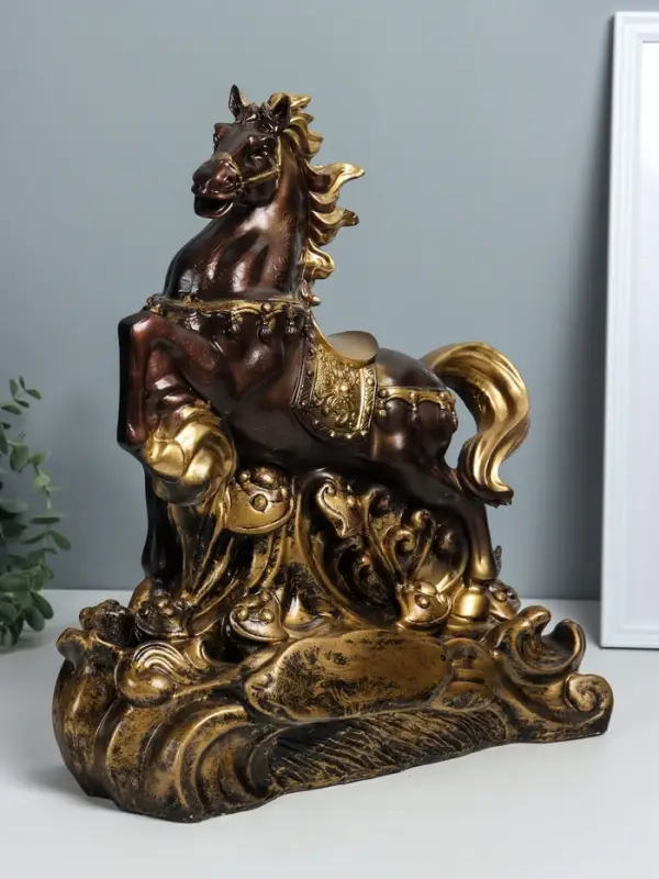 Фигура "Конь огненный" 40,5х36х15 см, бронза с золотом