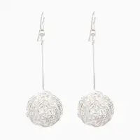 Серьги висячие &laquo;Шарик&raquo;, переплетение, цвет светлое серебро, 6.5 см