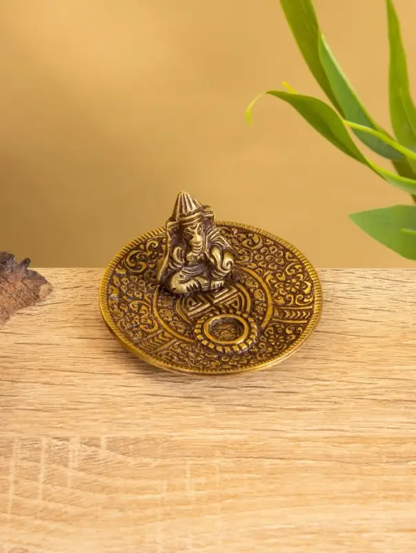 Подставка под благовония  Подставка под благовония "Ганеша" латунь 7 см