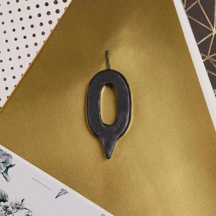 Свеча для торта, цифра «0», чёрная, 3 х 6 см Свеча для торта, цифра «0», чёрная, 3 х 6 см