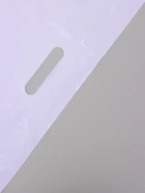 Пакет с вырубной усиленной ручкой ПВД 40х50 45 мкм Лавандовый