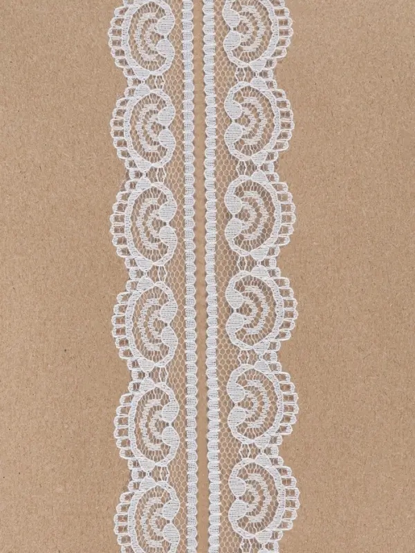 Кружево капроновое, 23 мм, 10&plusmn;1 м, белое
