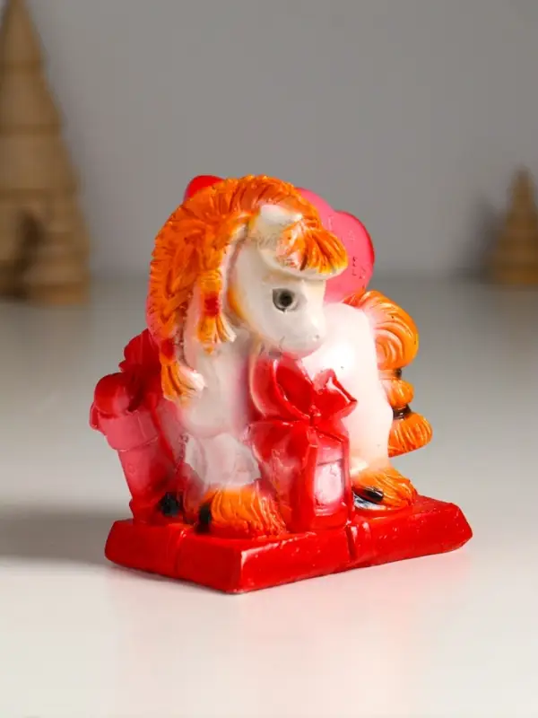 Копилка Копилка "Лошадь с сердцем и подарками" 11х10х7 см,