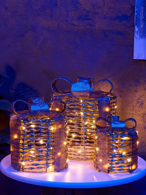 Фигура световая &laquo;Подарки цилиндр&raquo;, 25&times;20&times;15 см, 90 LED, от батареек AAx8, свечение тёплое белое