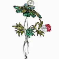 Брошь "Репей", цветок с бусиной, цветная в серебре
