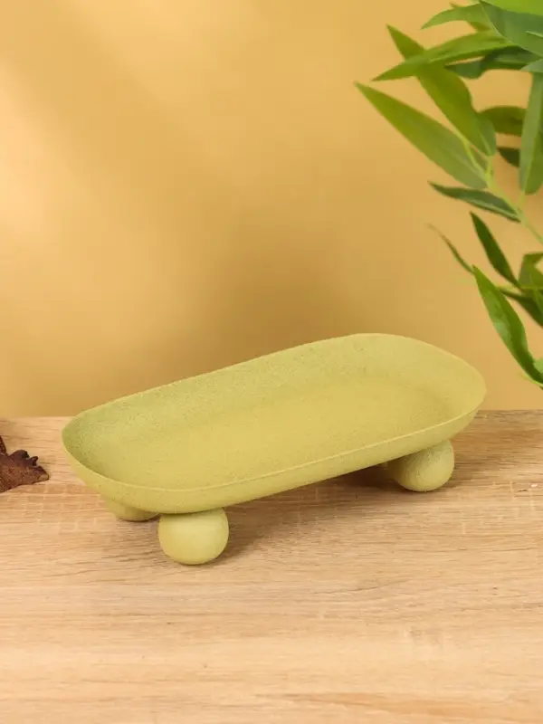 Блюдо сервировочное текстурное на золотых ножках сферах "Олива" 20х10,5х5 см