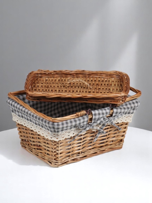 Корзина-лукошко, ткань , 2е ручки складные (внутри металл) с крышкой.  35*26 см, Н 18 см, Н с ручкам