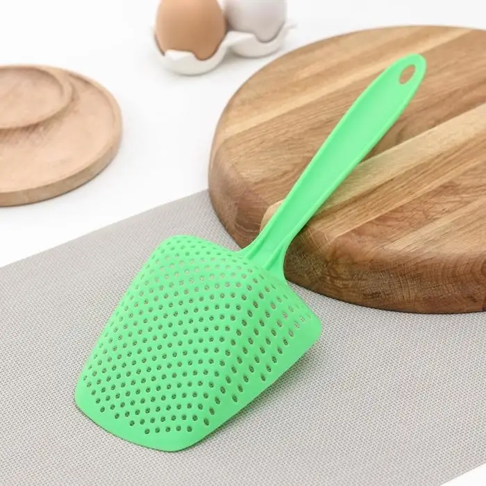 Шумовка «Идеал», пластик, 33 см, МИКС Шумовка «Идеал», пластик, 33 см, МИКС