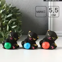 Фигура керамика &laquo;Котик с мячом&raquo;, 5.5 см, чёрный, МИКС