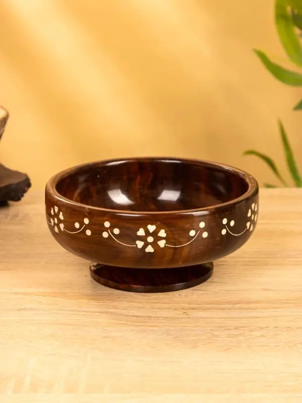 Чаша на ножке "В самое сердце" 15х15х8 см, дерево шишам