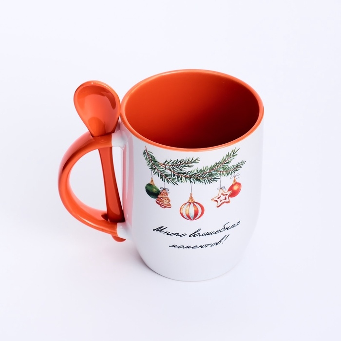 Кружка новогодняя с ложкой Дорого внимание «Волшебных моментов», 350 мл Кружка новогодняя с ложкой Дорого внимание «Волшебных моментов», 350 мл