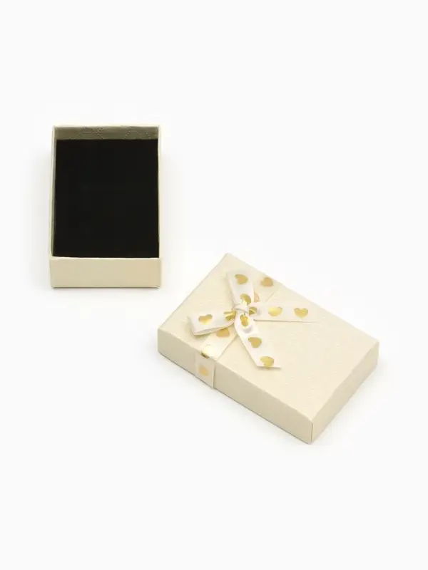 Коробочка подарочная под набор «Влюбленность», 5×8 (размер полезной части 4.7×7.7 см), бежевая, вставка чёрная Коробочка подарочная под набор «Влюбленность», 5×8 (размер полезной части 4.7×7.7 см), бежевая, вставка чёрная