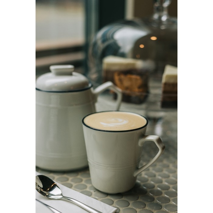 Кружка фарфоровая Magistro «Морской бриз», 220 мл, цвет белый Кружка фарфоровая Magistro «Морской бриз», 220 мл, цвет белый