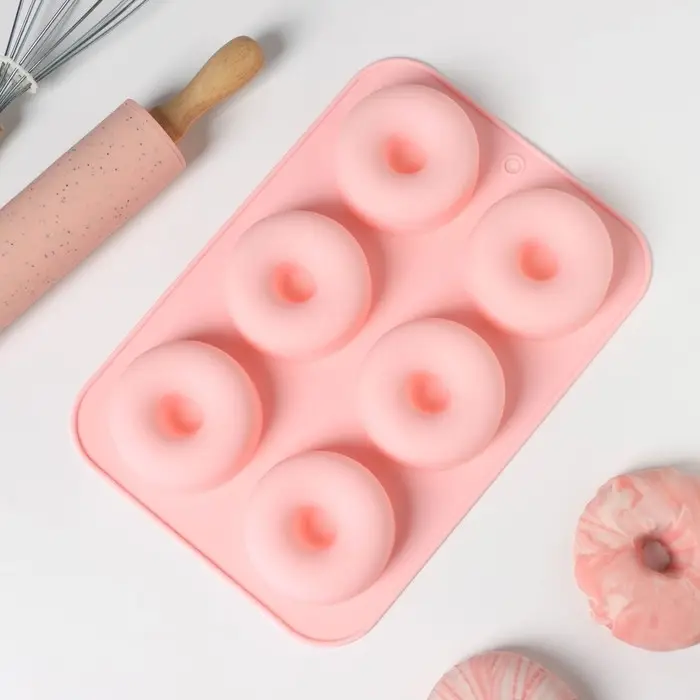 Форма для выпечки Доляна «Пончик», силикон, 26×18 см, 6 ячеек, 7×2,8 см, цвет розовый Форма для выпечки Доляна «Пончик», силикон, 26×18 см, 6 ячеек, 7×2,8 см, цвет розовый