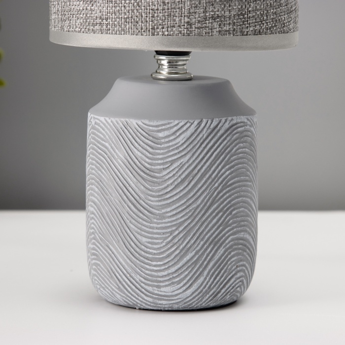 Настольная лампа с абажуром RISALUX «Румини», Е14, 40 Вт, серый, 13×13×27 см