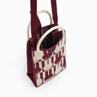 Сумка подр Зайцы, 12*4*17, отд на кнопке, дл ремень, красный