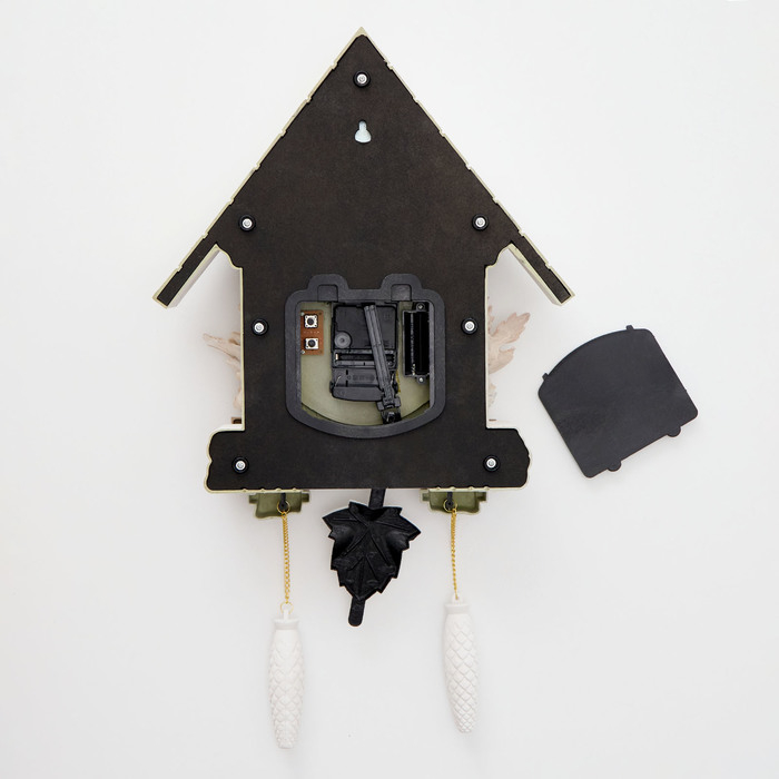 Часы настенные интерьерные большие с кукушкой  Часы настенные интерьерные большие с кукушкой "Замок с птицами", бесшумные, 63 х 8 х 32 см