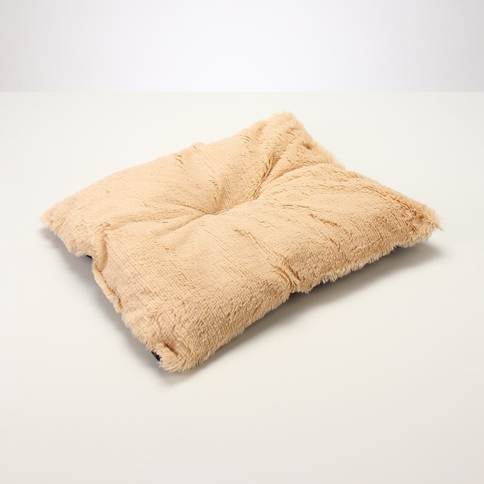 Лежанка для животных, 60 х 50 х 15 см, рогожка, искусственный мех, сиреневая Лежанка для животных, 60 х 50 х 15 см, рогожка, искусственный мех, сиреневая