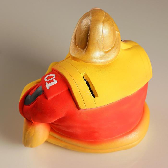 Копилка Копилка "Пожарный" 14х18х18см