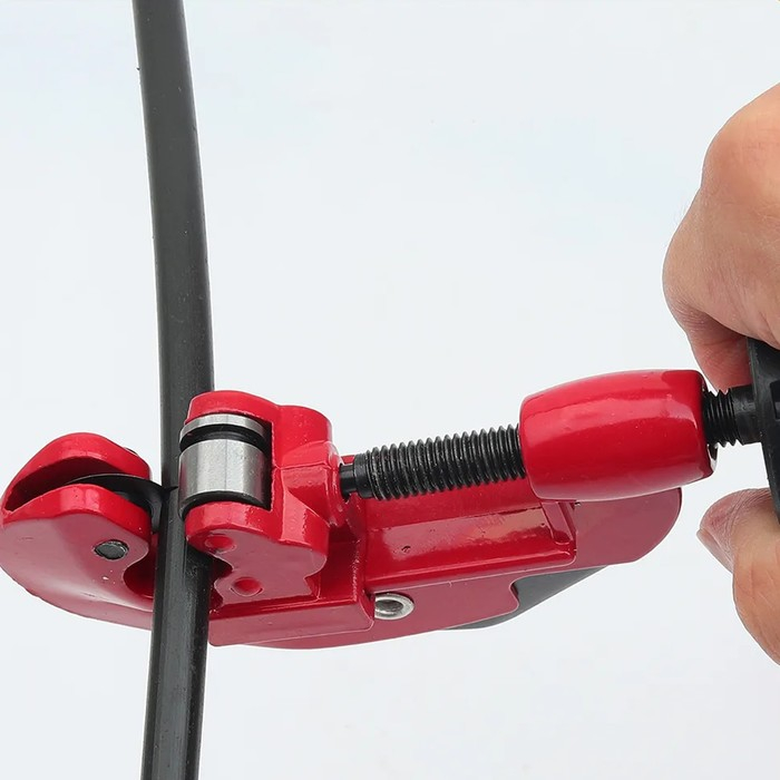 Труборез ЛОМ, по цветным металлам, 3 - 28 мм Труборез ЛОМ, по цветным металлам, 3 - 28 мм