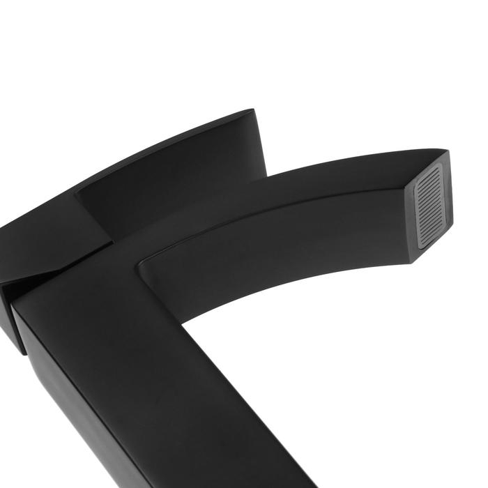 Смеситель для раковины Accoona A9123F, однорычажный, высокий, черный Смеситель для раковины Accoona A9123F, однорычажный, высокий, черный