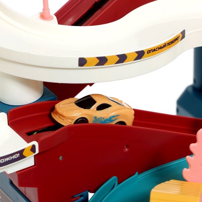 Автотрек «Виражи», световые и звуковые эффекты, работает от батареек Автотрек «Виражи», световые и звуковые эффекты, работает от батареек