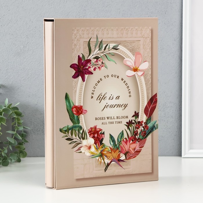 Фотоальбом на 300 фото 10х15 см Фотоальбом на 300 фото 10х15 см "Цветочная рамка" МИКС 23,5х5,5х33,5 см