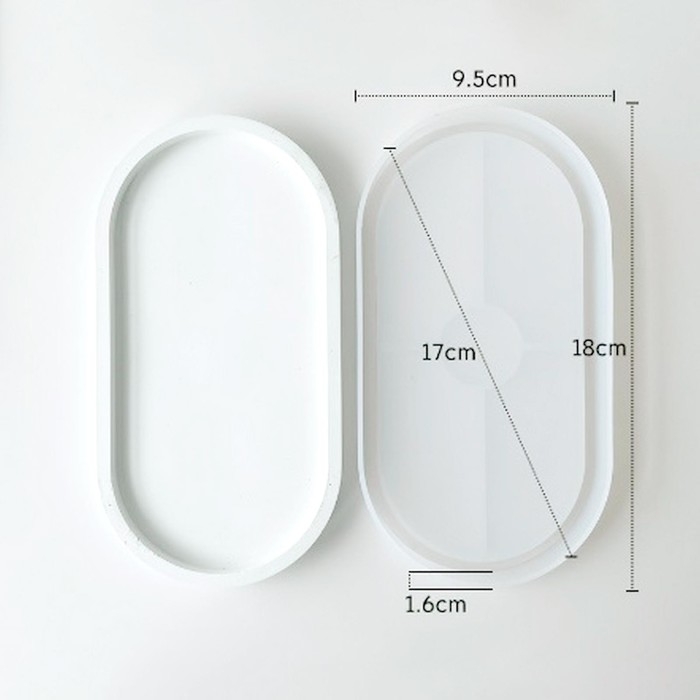 Форма силиконовая универсальная «Овал», размер изделия 9,2 × 17,6 × 1,4 см