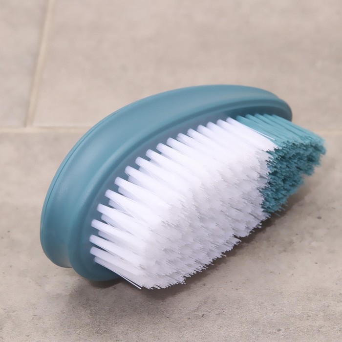 Щётка - утюжок Доляна «Листок», 14×7×4,5, цвет МИКС Щётка - утюжок Доляна «Листок», 14×7×4,5, цвет МИКС