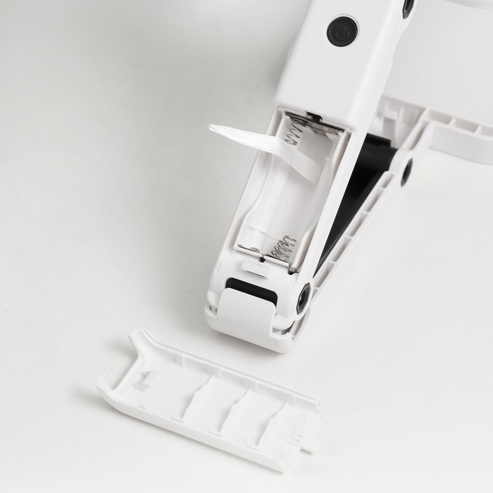 Лампа-лупа с увеличит.стеклом х3 для творчества 3 режима LEDx18 от 3АAA+ USB 10,5х28 см Лампа-лупа с увеличит.стеклом х3 для творчества 3 режима LEDx18 от 3АAA+ USB 10,5х28 см