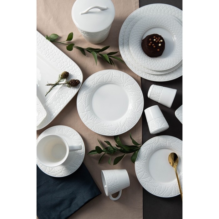 Тарелка фарфоровая десертная Magistro Сrotone, d=18 см, цвет белый Тарелка фарфоровая десертная Magistro Сrotone, d=18 см, цвет белый