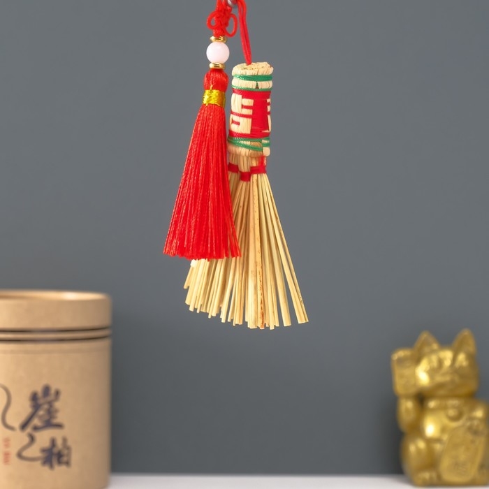 Подвеска Подвеска "Талисман. Веник с кисточкой. Иероглиф Счастье" 21,5 см