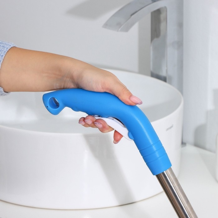 Швабра для мытья пола с распылителем и щёткой Доляна, насадка из микрофибры 42×14 см, стальная ручка 120 см, цвет МИКС Швабра для мытья пола с распылителем и щёткой Доляна, насадка из микрофибры 42×14 см, стальная ручка 120 см, цвет МИКС