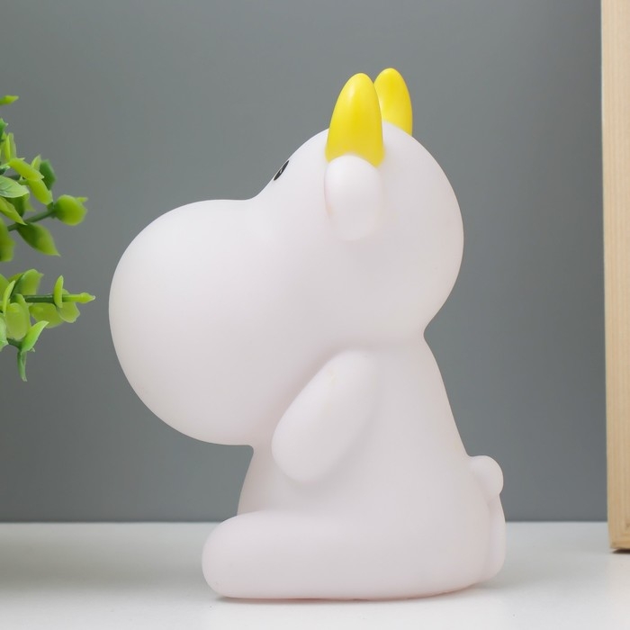 Ночник Ночник "Бычок" LED от батареек 3хLR44 белый 6х9х12 см RISALUX