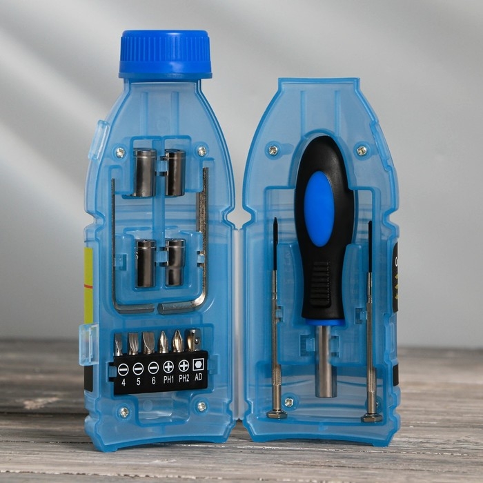 Подарочный набор инструментов в бутылке «Выручай Ка», 15 предметов Подарочный набор инструментов в бутылке «Выручай Ка», 15 предметов