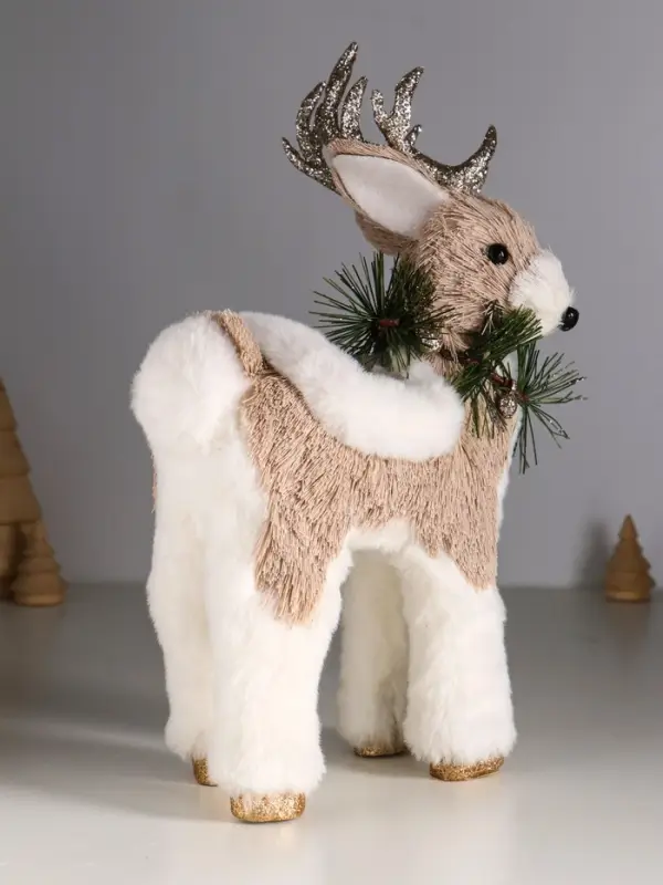 Декор  Декор "Оленёнок с золотистыми рожками, с еловым венком" 18х10х28 см