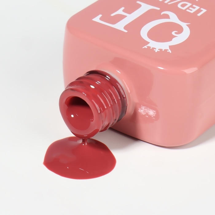 Гель лак для ногтей «SIMPLE», 3-х фазный, 10 мл, LED/UV, цвет красный (122) Гель лак для ногтей «SIMPLE», 3-х фазный, 10 мл, LED/UV, цвет красный (122)